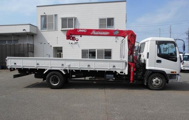 2004 ISUZU Forward Cargo Crane Truck